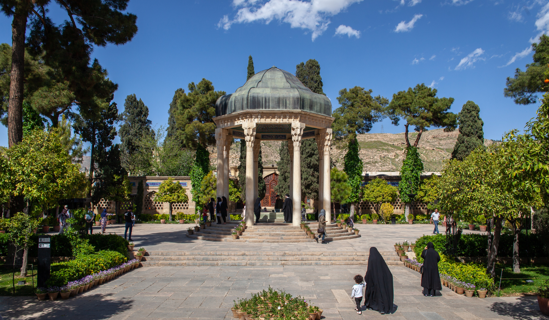 Hafez-mausolee-chiraz-iran